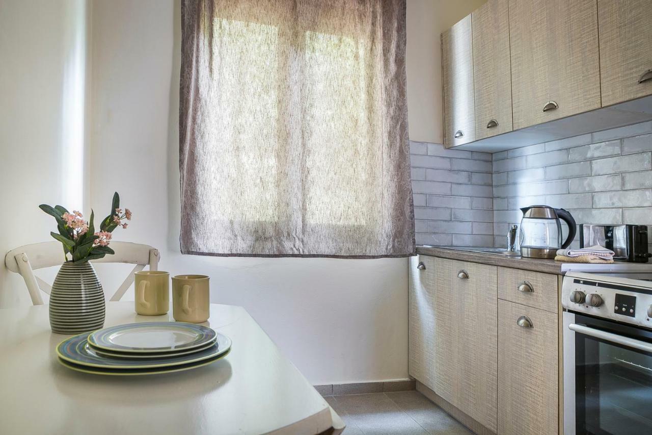 Martini Waterfront Suites Фіскардо Екстер'єр фото