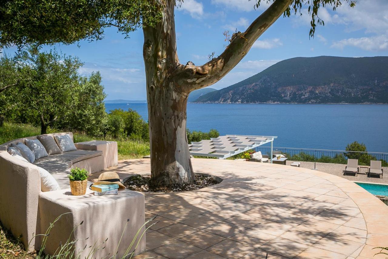 Martini Waterfront Suites Фіскардо Екстер'єр фото